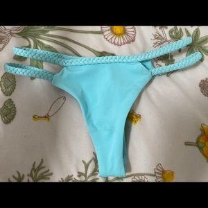 Frankie’s bikinis bottoms